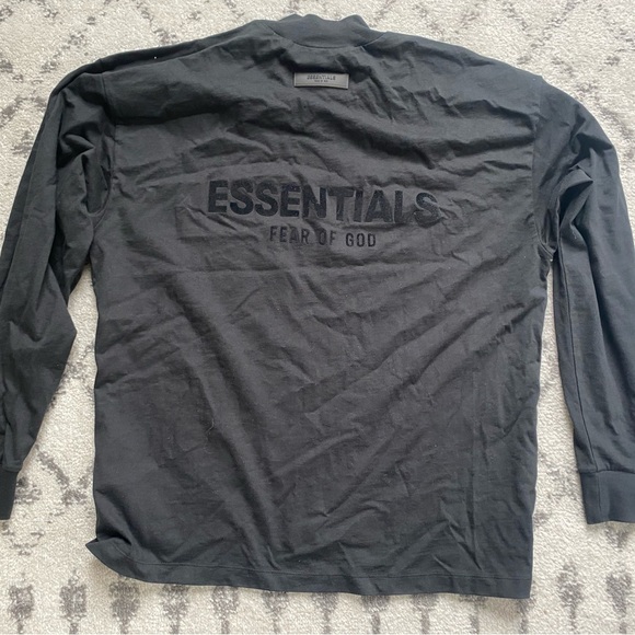 Fear of God Essentials Long Sleeve Mock Neck Graphic Tee - Picture 4 of 4